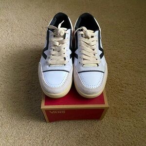 Vans Lowland ‘Serio’